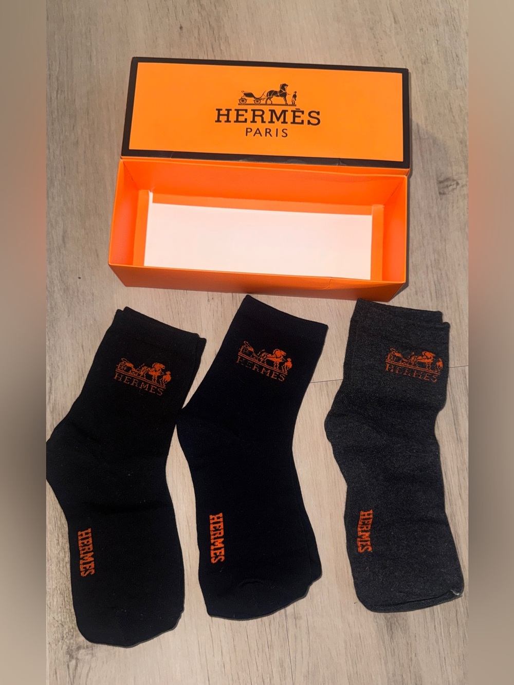 Unisex Logo Crew Socks - Black & Charcoal (3-Pack)